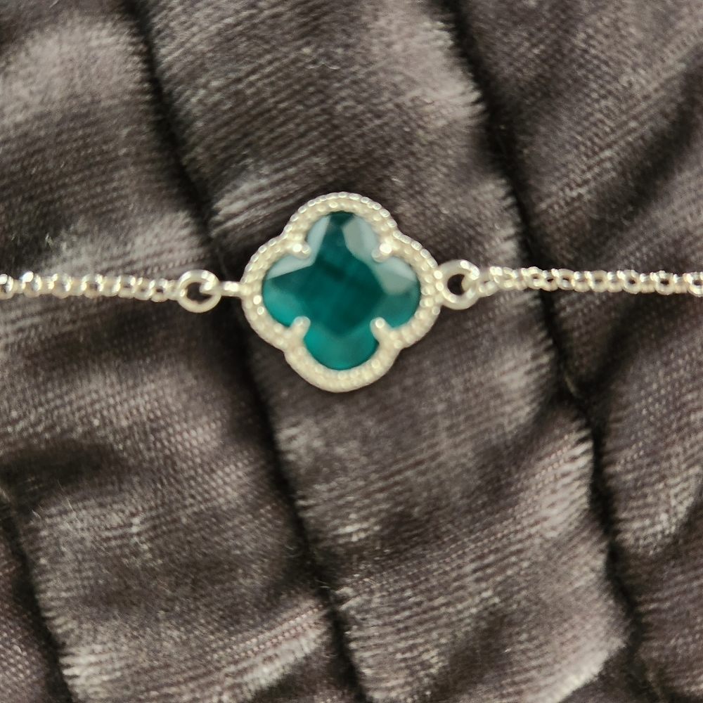 V and A  inspired silver bracelet